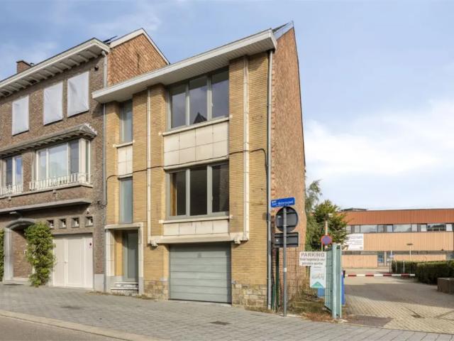 Maison vente à Looz, Limburg