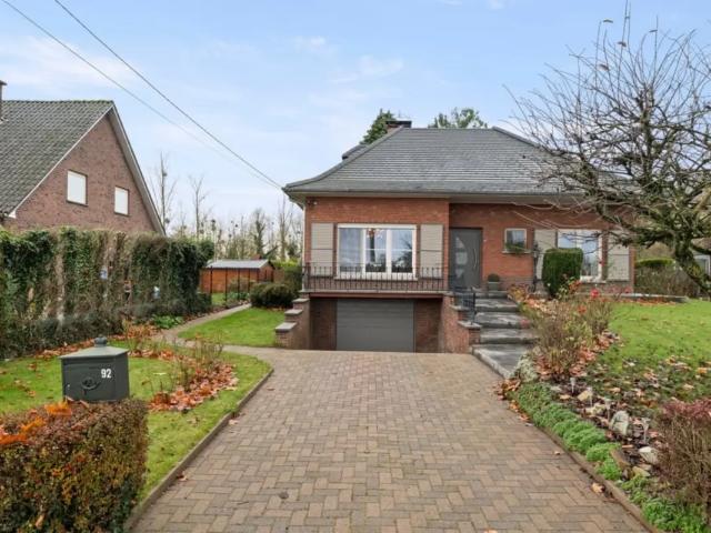 Maison vente à Looz, Limburg