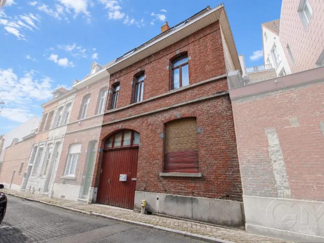 Maison vente à Centre historique, Tournai