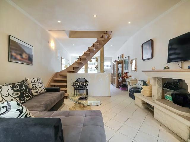 Maison vente à Courcelles, Wallonie