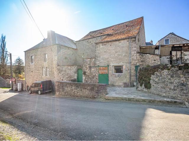 Maison vente à Treignes, Wallonie