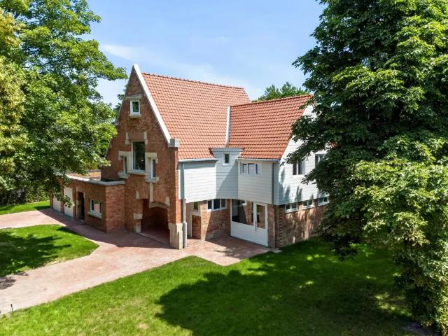 Maison vente à Uccle, Bruxelles