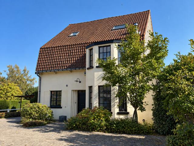 Maison vente à Six-Maisons, Waterloo