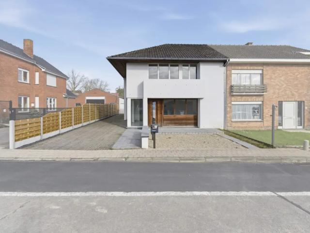 Maison vente à Ieper, West-Vlaanderen