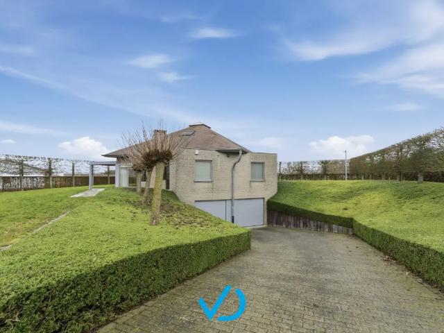Maison vente à Ieper, West-Vlaanderen