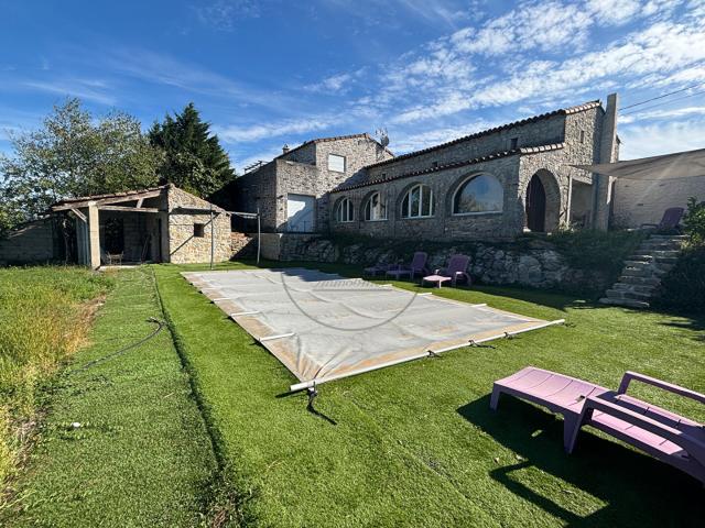 Maison vente à Largentière, Saint-andré-de-cruzières