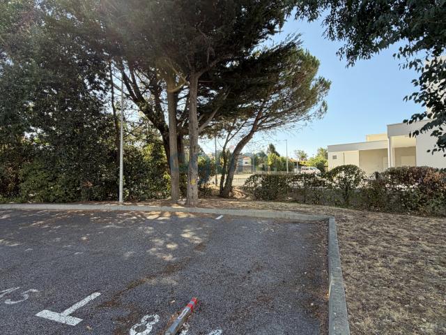 Garage vente à Les Sables-d'Olonne, Château-d'olonne