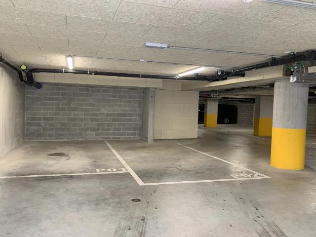 Garage vente à Anderlecht, Bruxelles