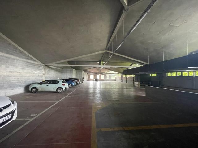 Garage vente à Anderlecht, Bruxelles