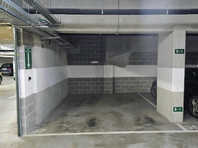Garage vente à Oudergem, Bruxelles