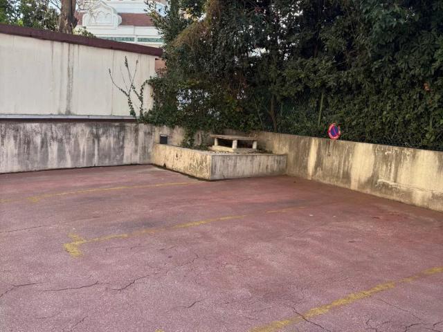 Garage vente à Nice