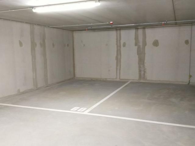 Garage vente à Etterbeek, Bruxelles