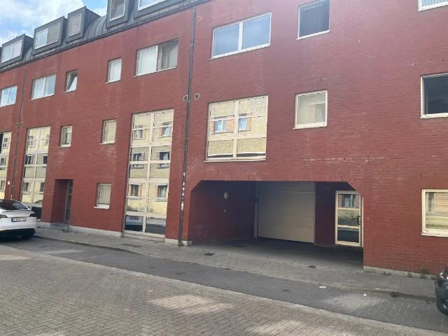 Garage vente à Desteldonk, Oost-Vlaanderen