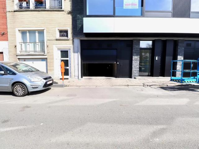 Garage vente à Desteldonk, Oost-Vlaanderen