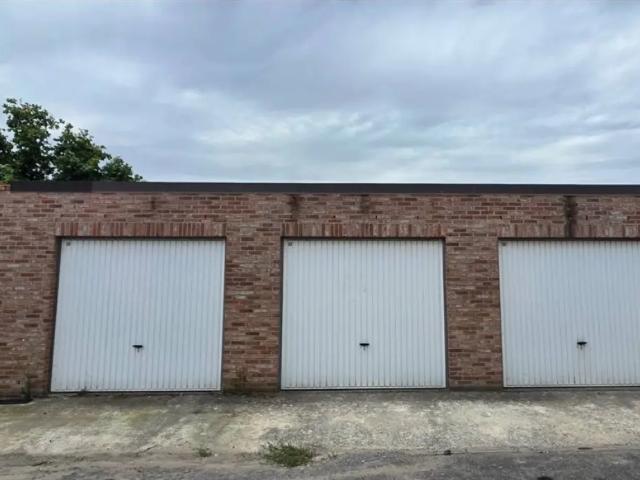 Garage vente à La Louvière, Wallonie