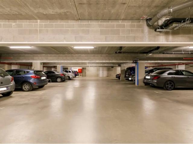 Garage vente à Heist-op-den-berg, Antwerpen