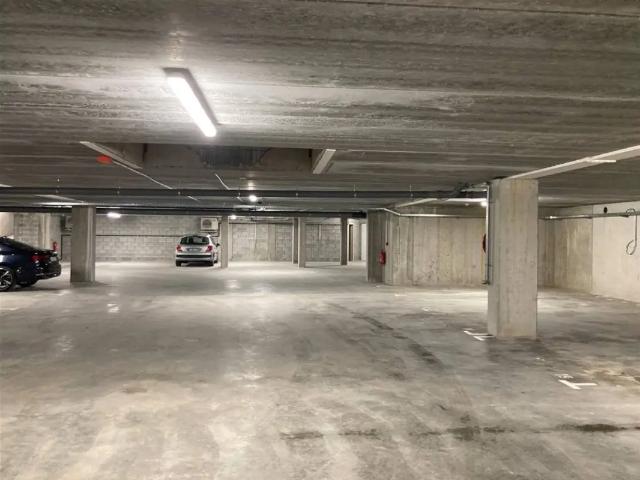 Garage vente à Heist-op-den-berg, Antwerpen