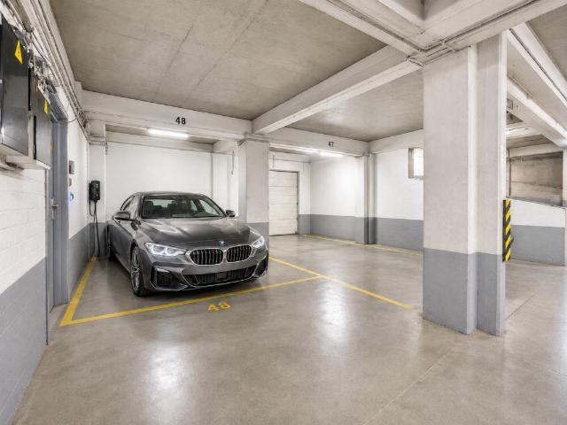Garage vente à Elsene, Bruxelles
