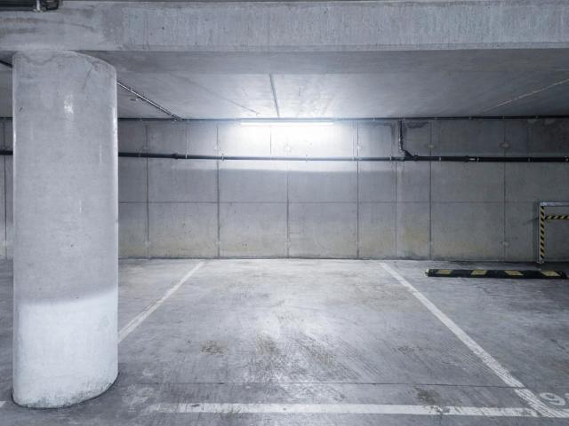 Garage vente à Jette, Bruxelles