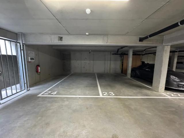 Garage vente à Lede, Oost-Vlaanderen