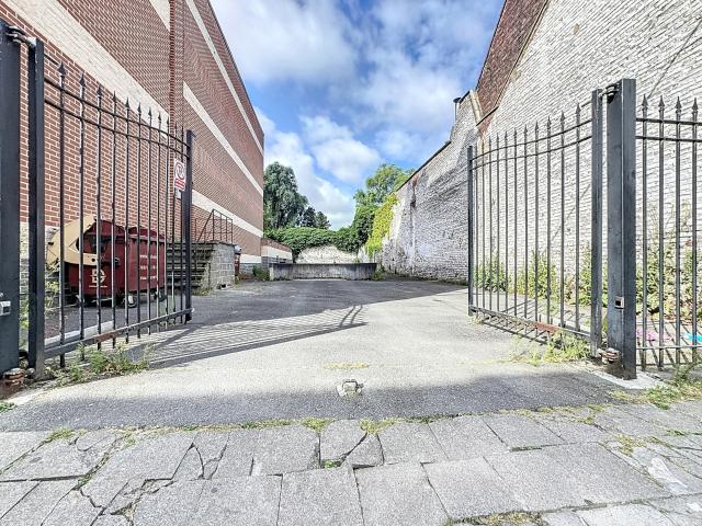 Garage vente à Mouscron, Wallonie