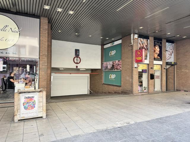 Garage vente à Saint-gilles, Bruxelles