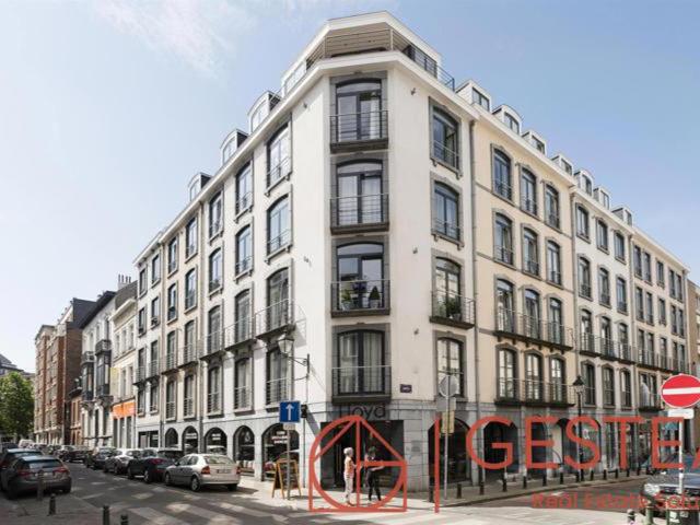 Garage vente à Saint-gilles, Bruxelles