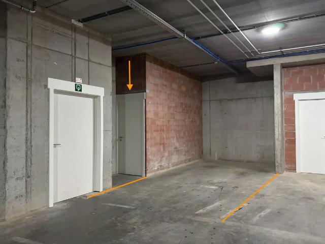 Garage vente à Brugge, West-Vlaanderen