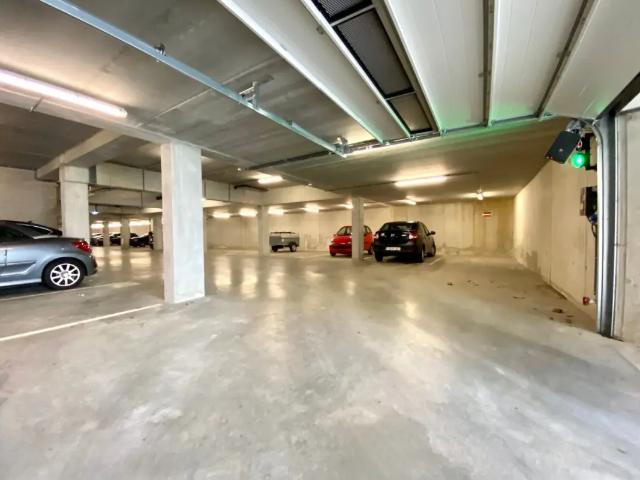 Garage vente à Brugge, West-Vlaanderen