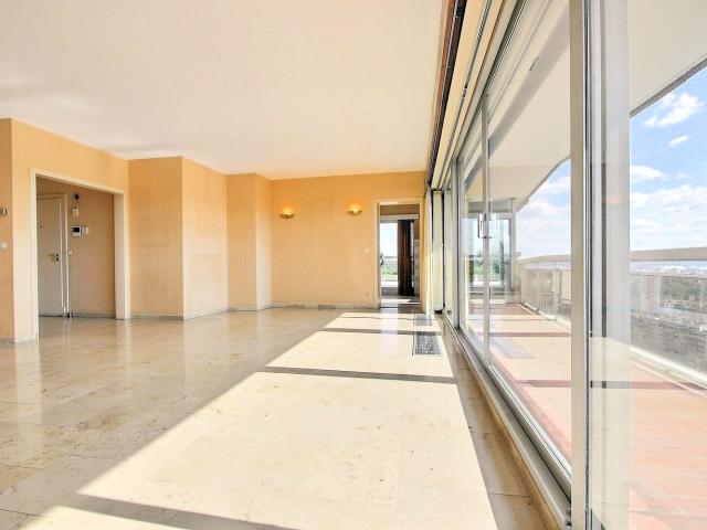 Penthouse vente à Molenbeek-saint-jean