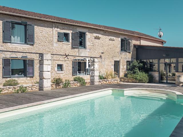 Maison vente à Angoulême, Aignes-et-puypéroux