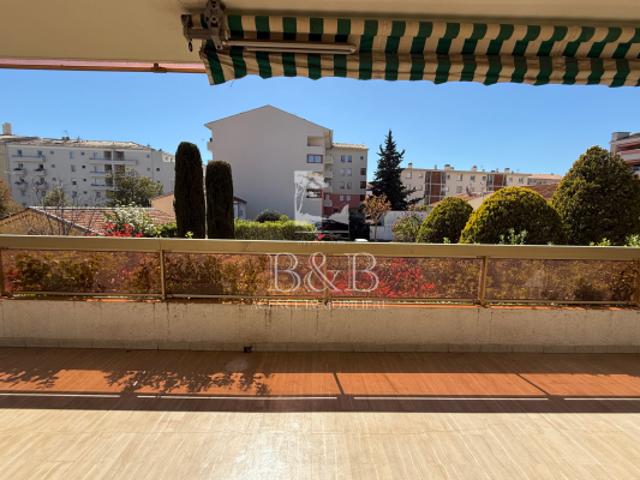 Appartement vente à Arrondissement de Draguignan, Saint-raphaël