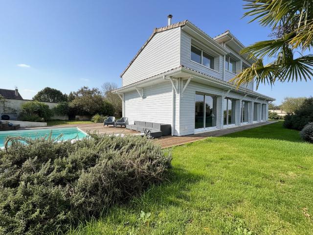 Maison vente à Périgueux, Atur