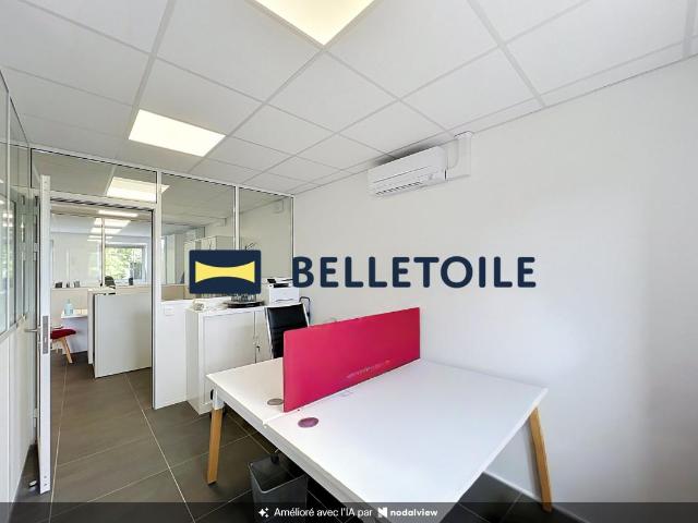 Bureau vente à Adamville, Saint-Maur-des-Fossés