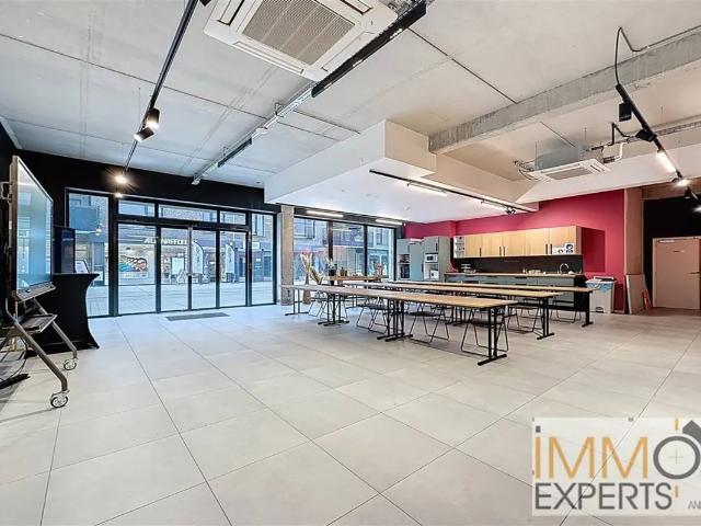 Local Commercial vente à Andenne, Wallonie