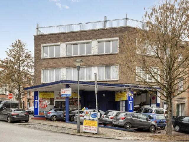 Local Commercial vente à Anderlecht, Bruxelles
