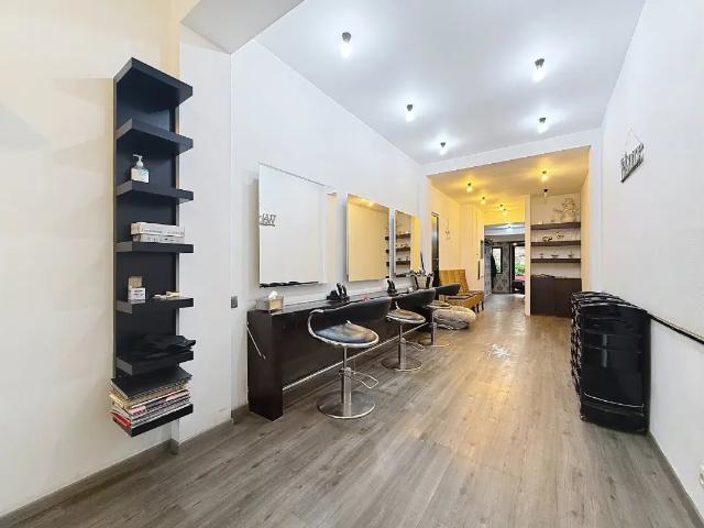 Local Commercial vente à Anderlecht, Bruxelles