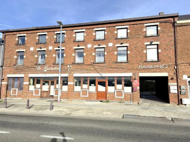 Local Commercial vente à Anderlues, Wallonie