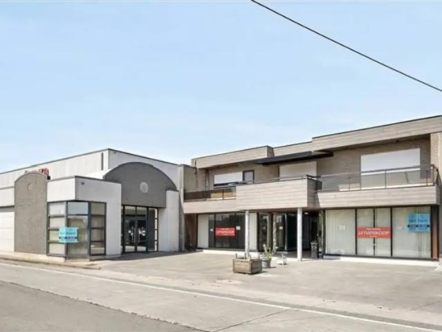 Local Commercial vente à Anzegem, West-Vlaanderen