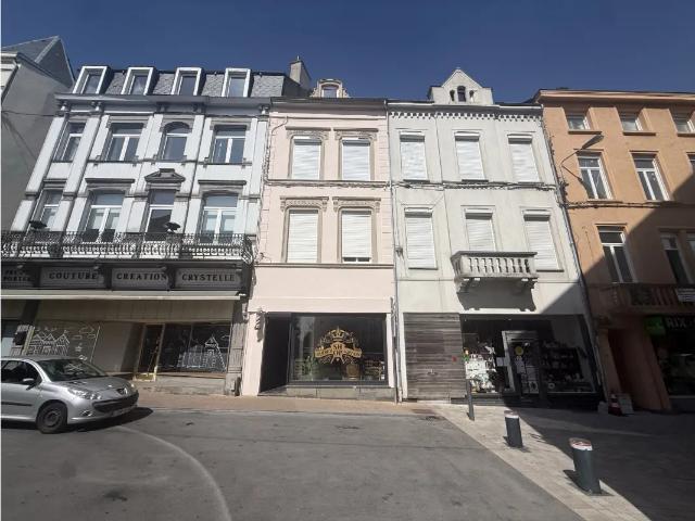 Local Commercial vente à Arlon , Wallonie