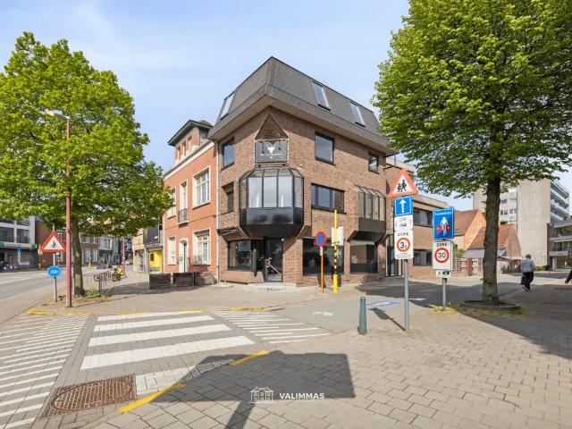 Local Commercial vente à Assche, Brabant