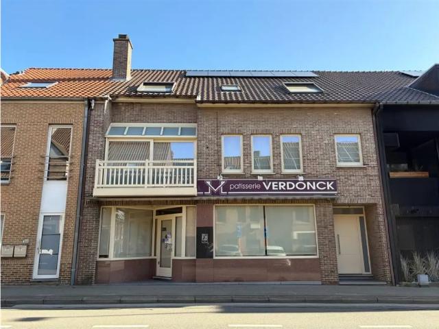 Local Commercial vente à Beringen, Limburg