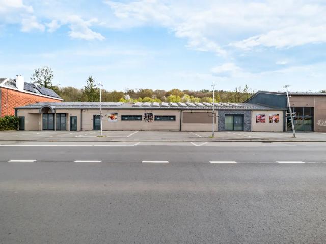 Local Commercial vente à Genappe, Wallonie