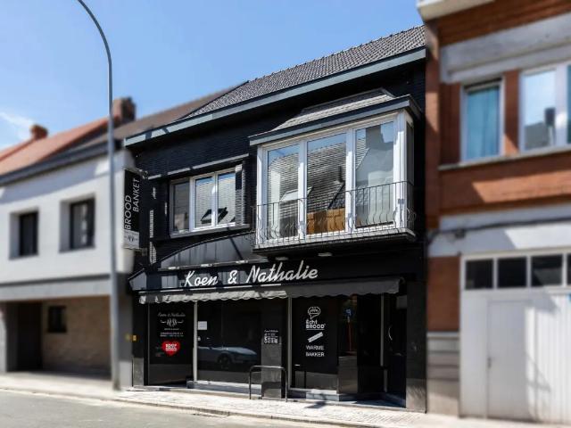 Local Commercial vente à Nederbrakel, Oost-Vlaanderen