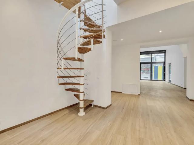 Local Commercial vente à Quartier du Centre - Centrumwijk, Bruxelles - Brussel