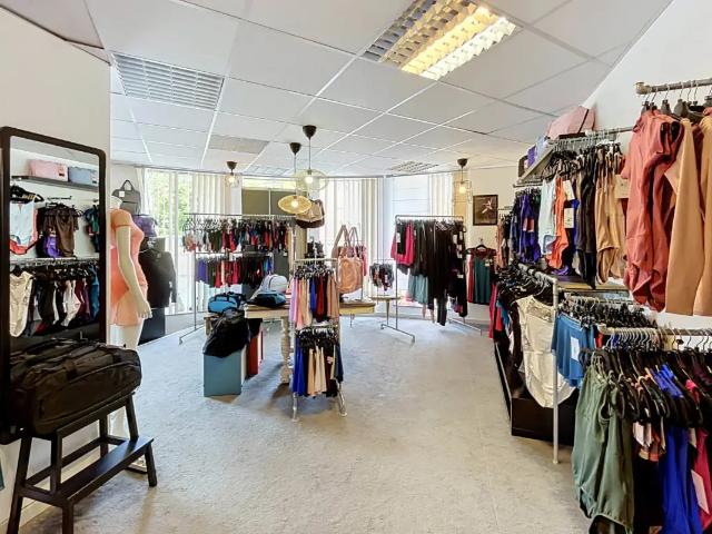 Local Commercial vente à Charleroi