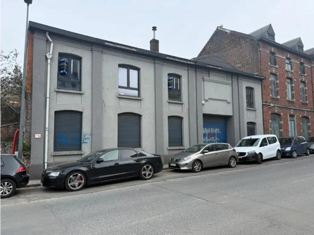 Local Commercial vente à Charleroi, Wallonie