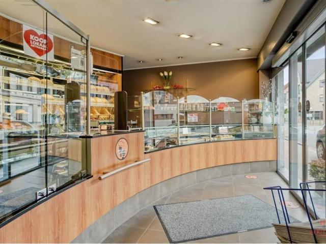 Local Commercial vente à Dentergem, West-Vlaanderen