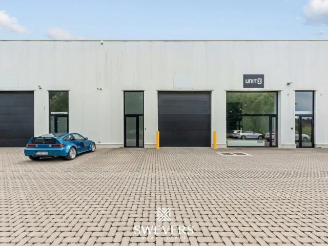 Local Commercial vente à Diepenbeek, Limburg
