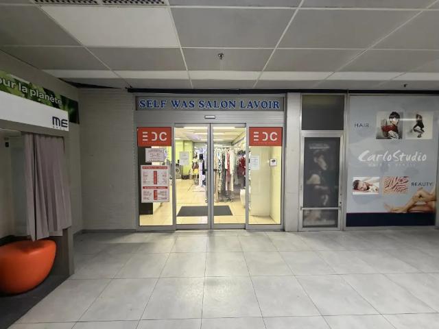 Local Commercial vente à Evere, Bruxelles